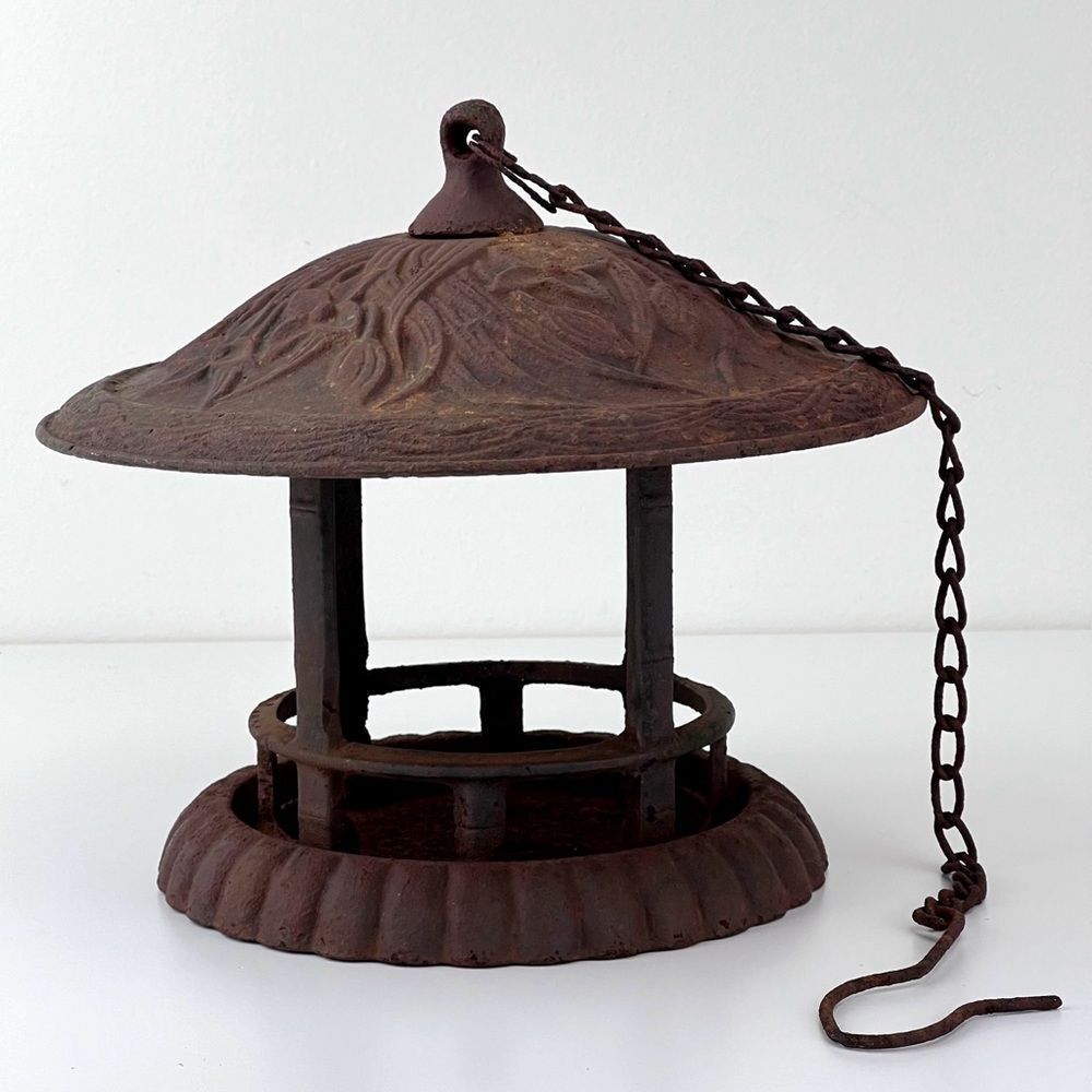 Vintage Japanese Cast Iron Pagoda Garden Lantern Candle Holder Bird Feeder